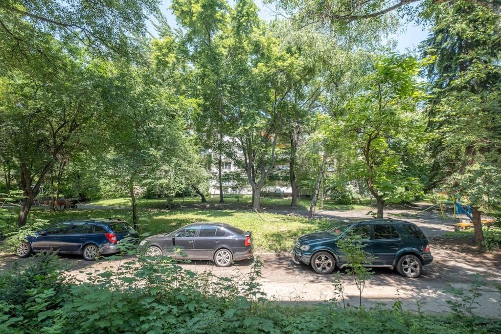 Top Location, Brand New 3 Bdrm Apt & Free Parking Sofia Exterior foto